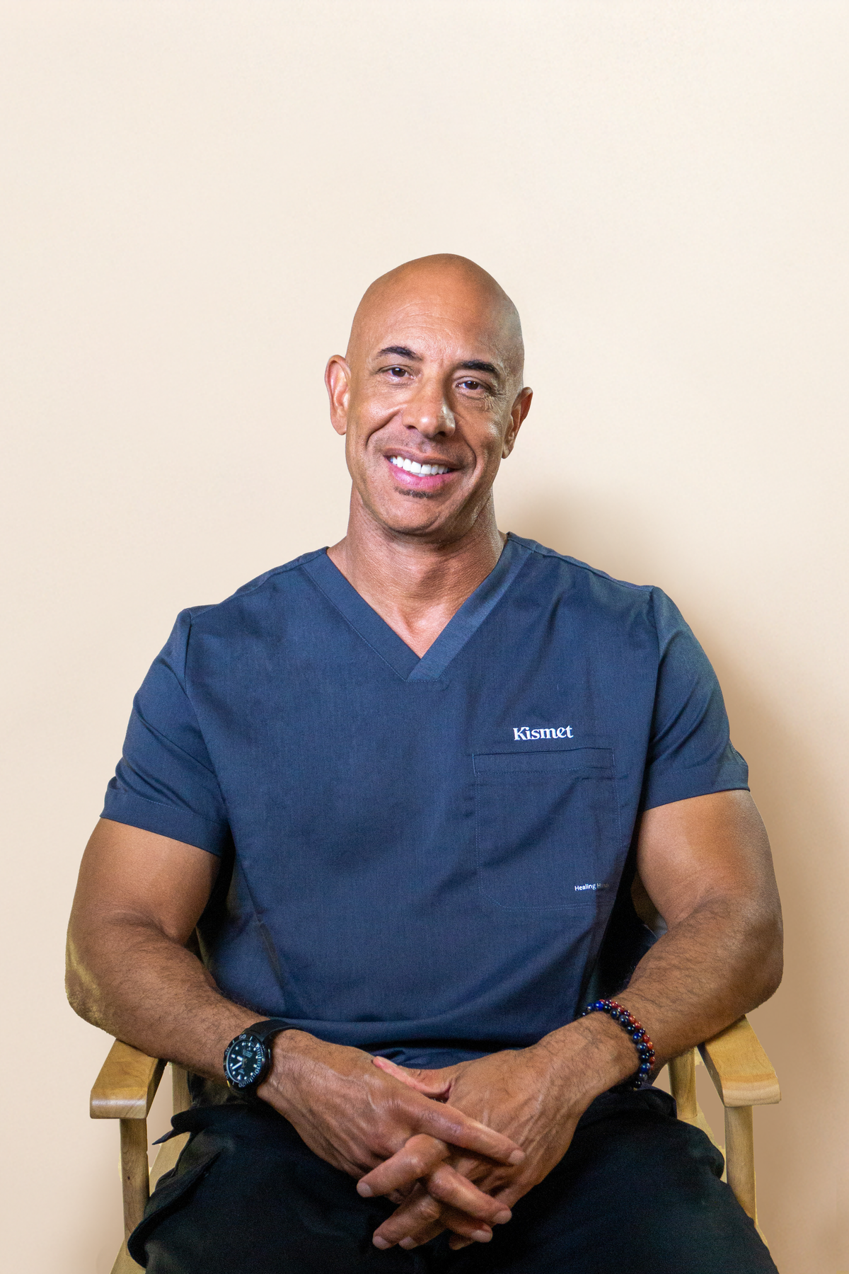 Ask Dr. Kwane: How Do I Welcome a New Dog Into a Home With Other Dogs?